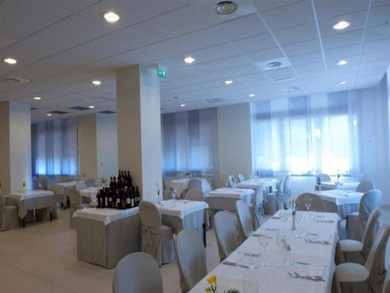 Best Western Hotel Cristallo Mantova Virgilio Екстер'єр фото